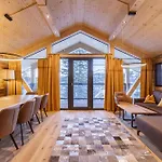 Naturchalets By Alps シャレー