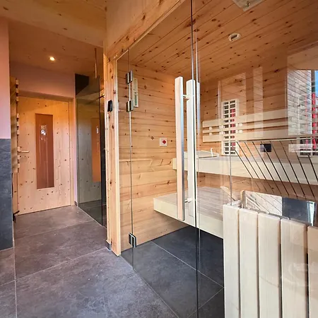 Naturchalets By Alps 木屋 *